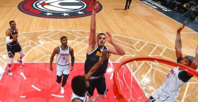 赛事-疯砍56分却被垫底队击败 约基奇戏称队友该降薪